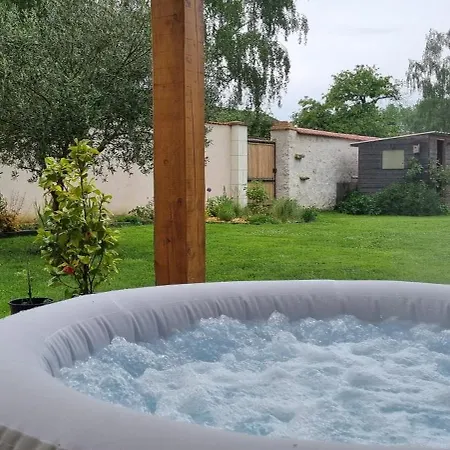 Charmante Maison Proche De Giverny فندق Limetz